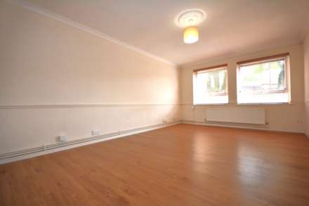Springfield Road, Chesham, Image 3