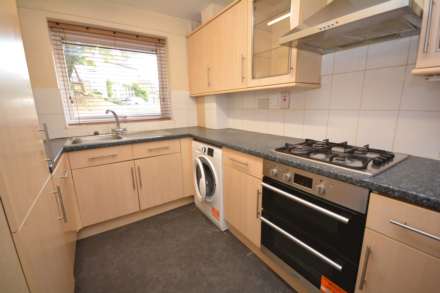 Springfield Road, Chesham, Image 4