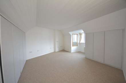 Sycamore Road, Amersham HP6, Image 3