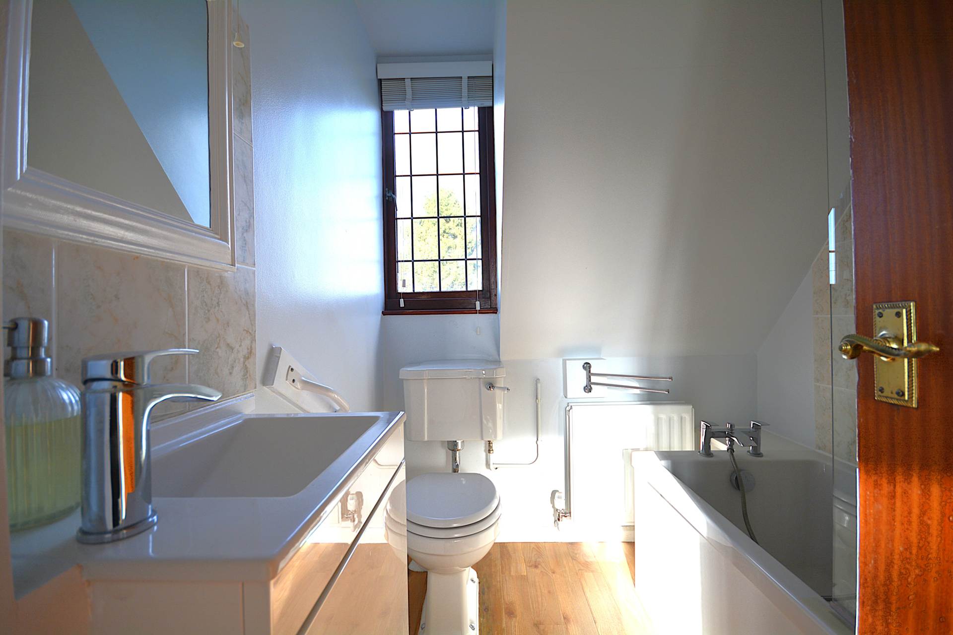 Oak Lane, Bellingdon, Image 11