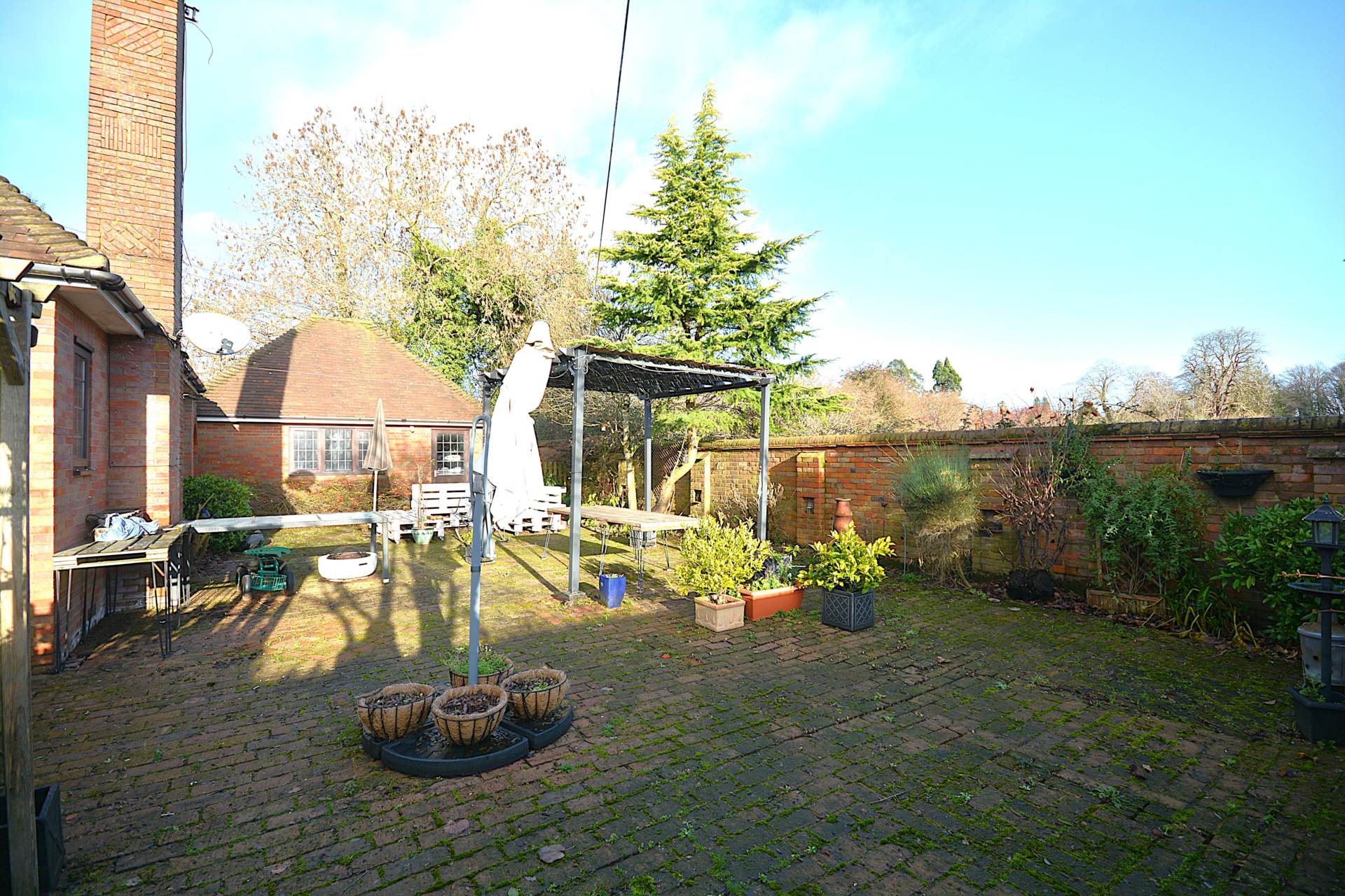 Oak Lane, Bellingdon, Image 24