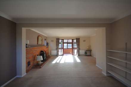 Oak Lane, Bellingdon, Image 3