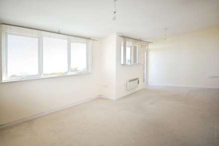 Chiltern Avenue, Amersham, Image 2