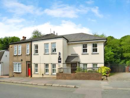 1 Bedroom Apartment, Station Road, Amersham HP7