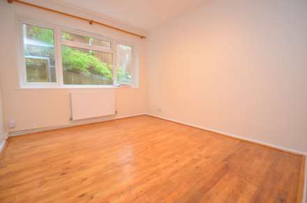 Station Road, Amersham HP6, Image 7