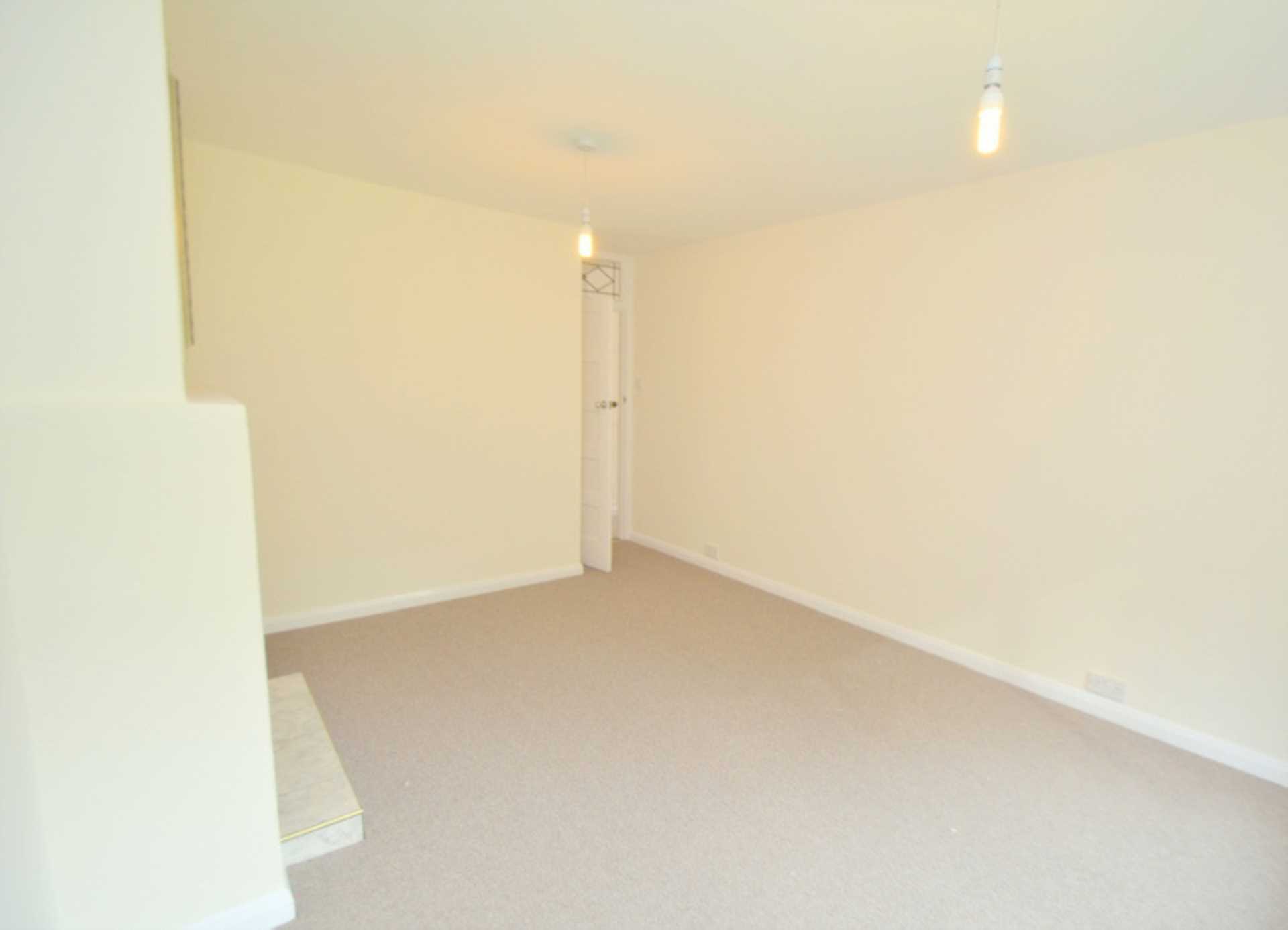 Parsonage Place, Amersham HP6, Image 3