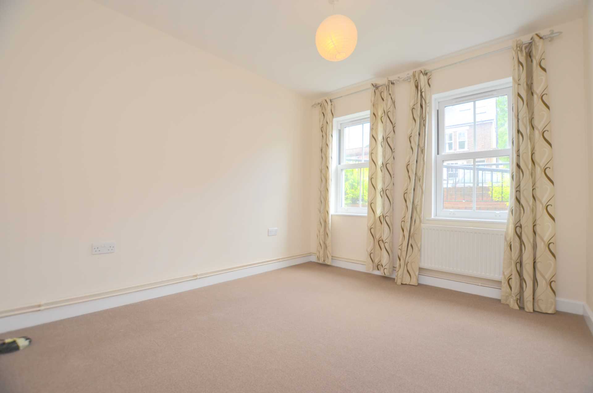 Station Road, Amersham, HP7, Image 2