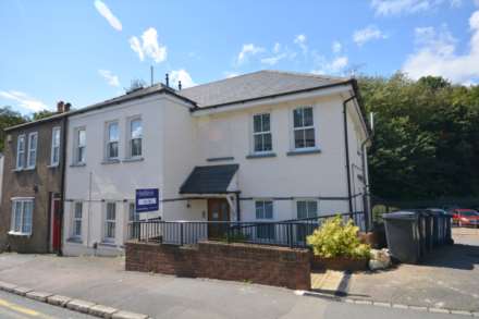 1 Bedroom Apartment, Station Road, Amersham HP7
