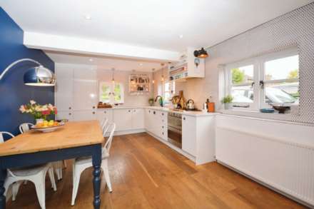 Bois Moor Road, Chesham, Image 5