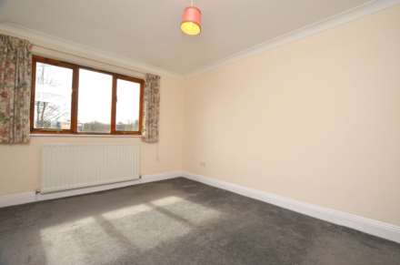 White Lion Road, Amersham, Image 5