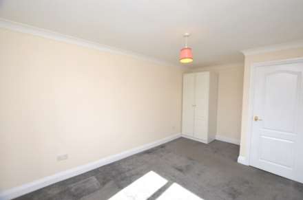 White Lion Road, Amersham, Image 6