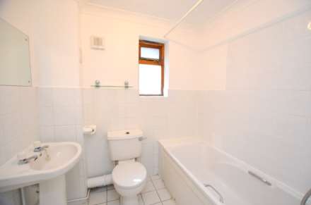 White Lion Road, Amersham, Image 7
