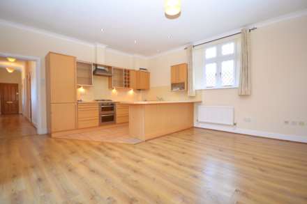 Whielden Street, Amersham, Image 9