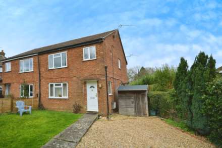 1 Bedroom Maisonette, Longwood Lane, Amersham HP7