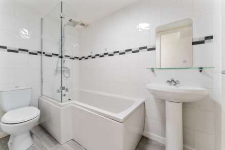 Lairds Gate, Port Glasgow Road, Kilmacolm, Image 12