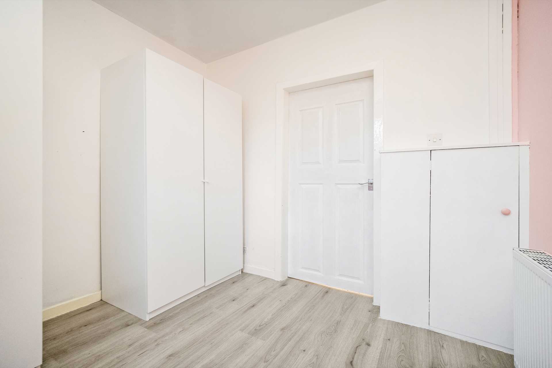 Miliken Place, Kilbarchan, Image 15