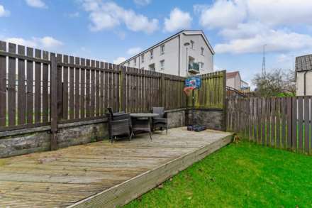 Forth Place, Johnstone, Image 17