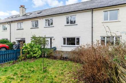 3 Bedroom Terrace, Yetts Avenue, Kilmacolm