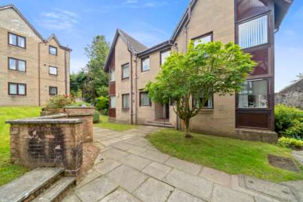 Glencairn Court, High Street, Kilmacolm, Image 10