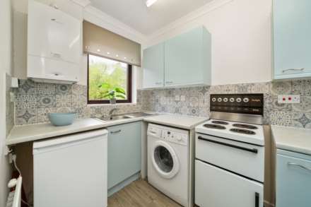 Glencairn Court, High Street, Kilmacolm, Image 5