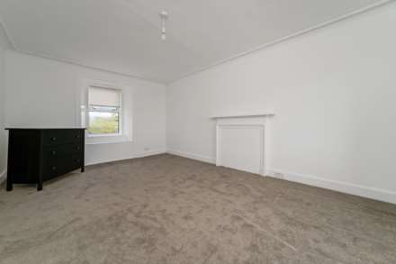 Woodhead Road, Kilmacolm, Image 13