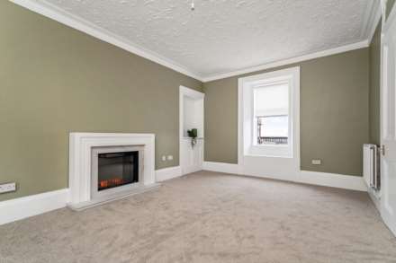 Woodhead Road, Kilmacolm, Image 3