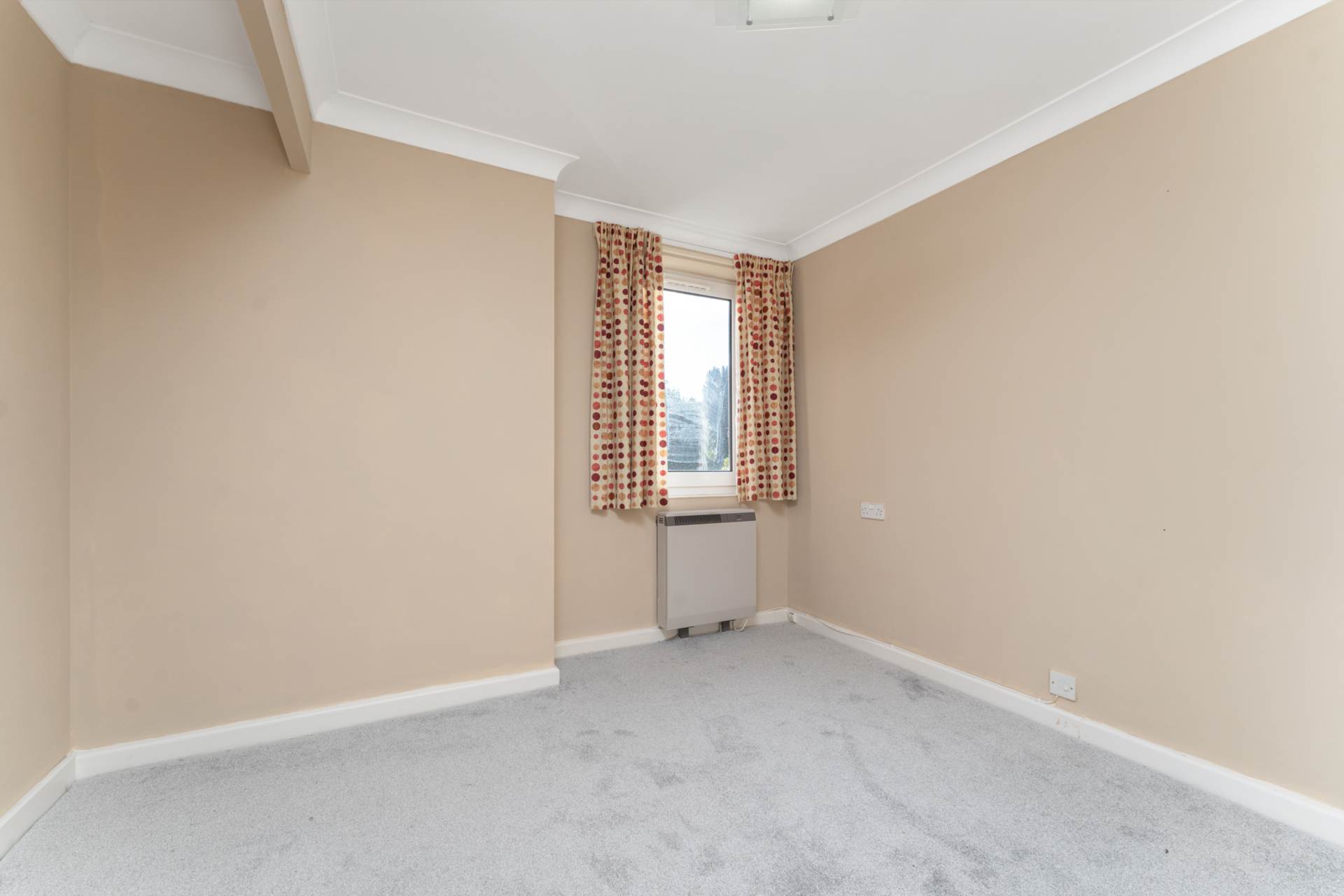 Elphinstone Court, Kilmacolm, Image 9