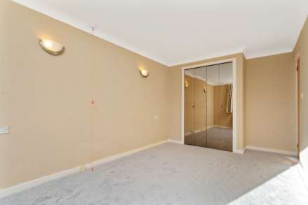 Elphinstone Court, Kilmacolm, Image 8