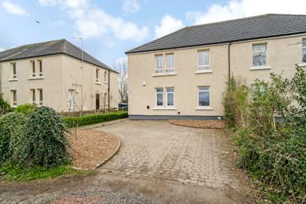 2 Bedroom Apartment, Kilmacolm Road, Houston