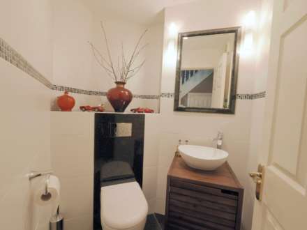 Auchenbothie Gardens, Kilmacolm, Image 18