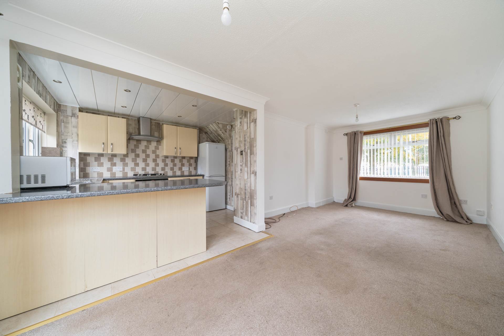 Erskinefauld Road, Linwood, Image 3