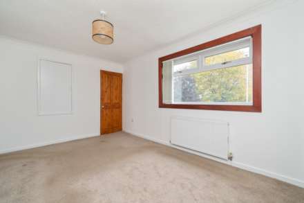 Erskinefauld Road, Linwood, Image 8