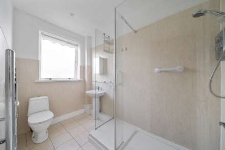 Wateryetts Drive, Kilmacolm, Image 12