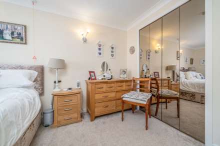 Elphinstone Court, Kilmacolm, Image 8