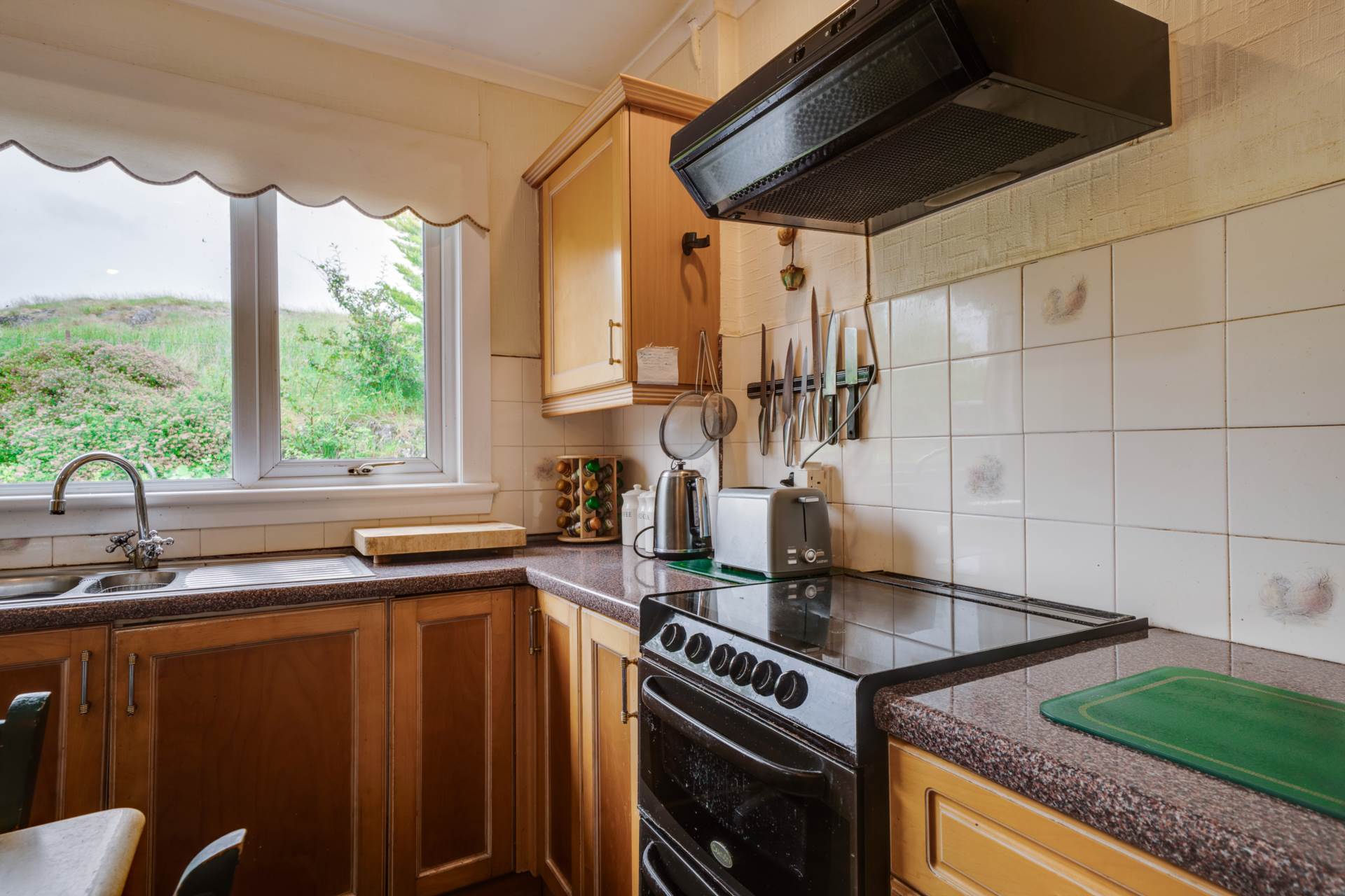 Auchenfoyle Road, Kilmacolm, Image 12