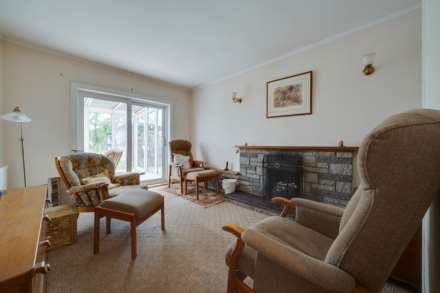 Auchenfoyle Road, Kilmacolm, Image 9