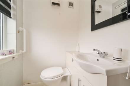 Renshaw Road, Bishopton, Image 8