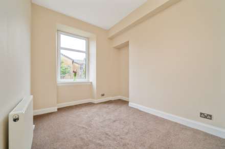 Glenburn Place, Kilmacolm, Image 10