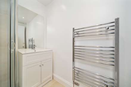 Glenburn Place, Kilmacolm, Image 13