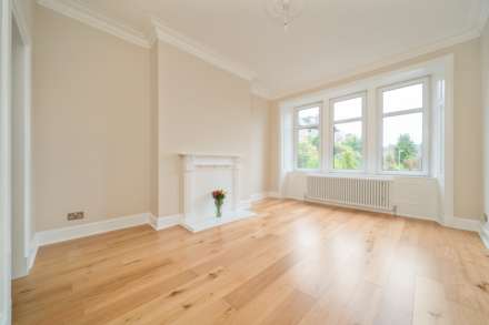 Glenburn Place, Kilmacolm, Image 2