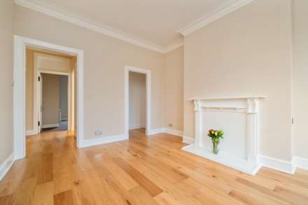 Glenburn Place, Kilmacolm, Image 5