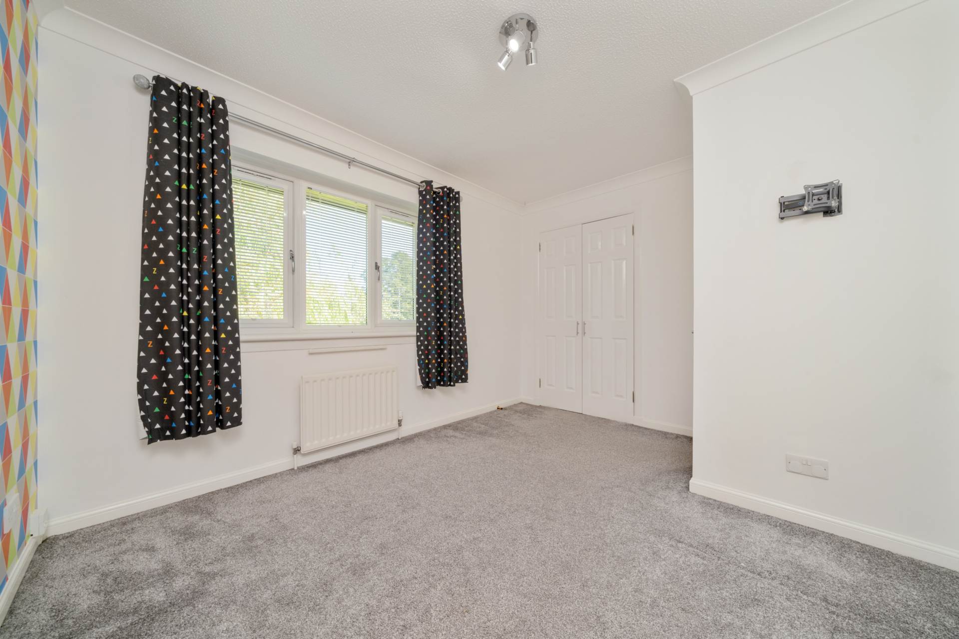 Beatrice Gardens, Crosslee, Image 15