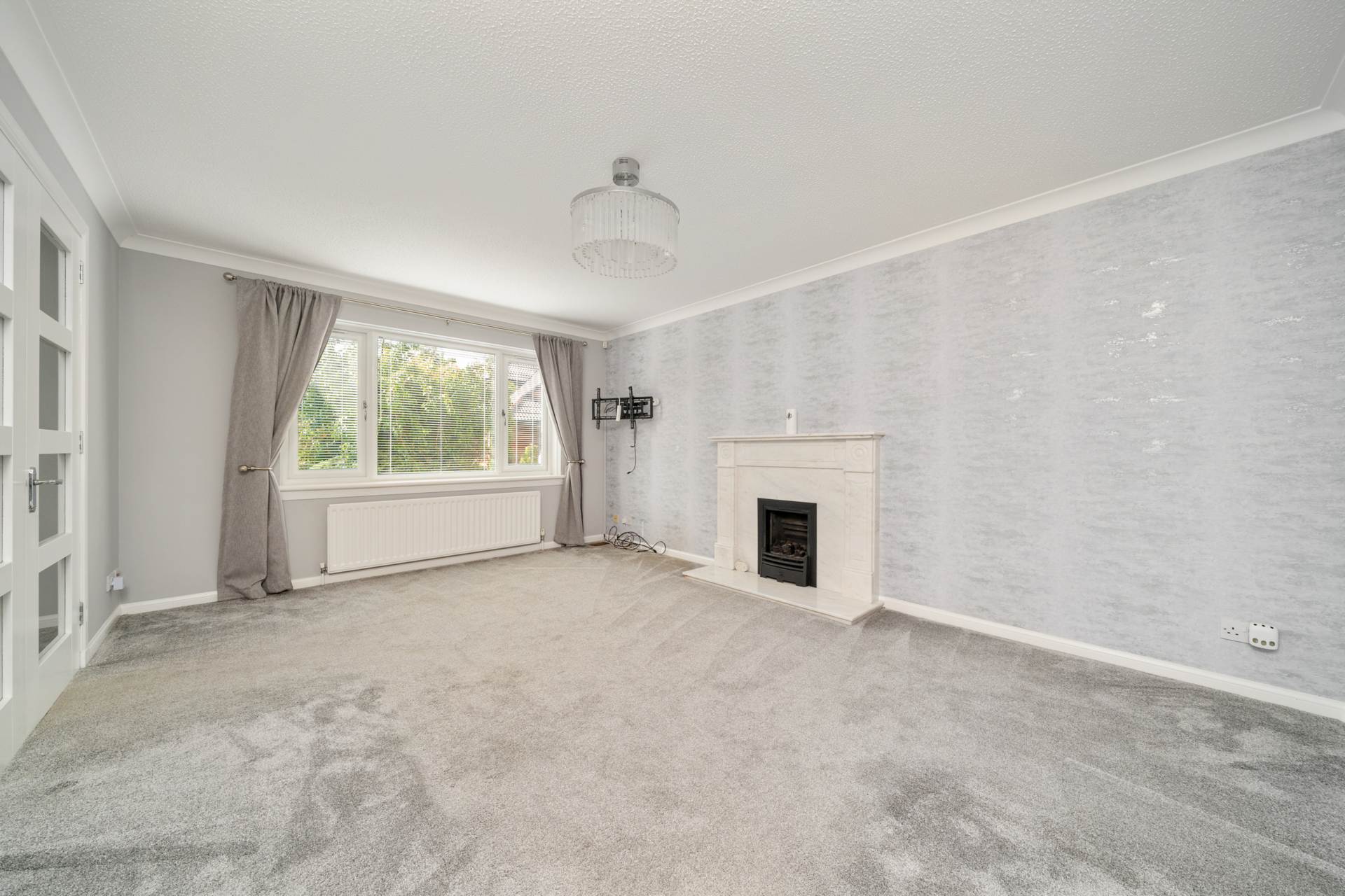 Beatrice Gardens, Crosslee, Image 2