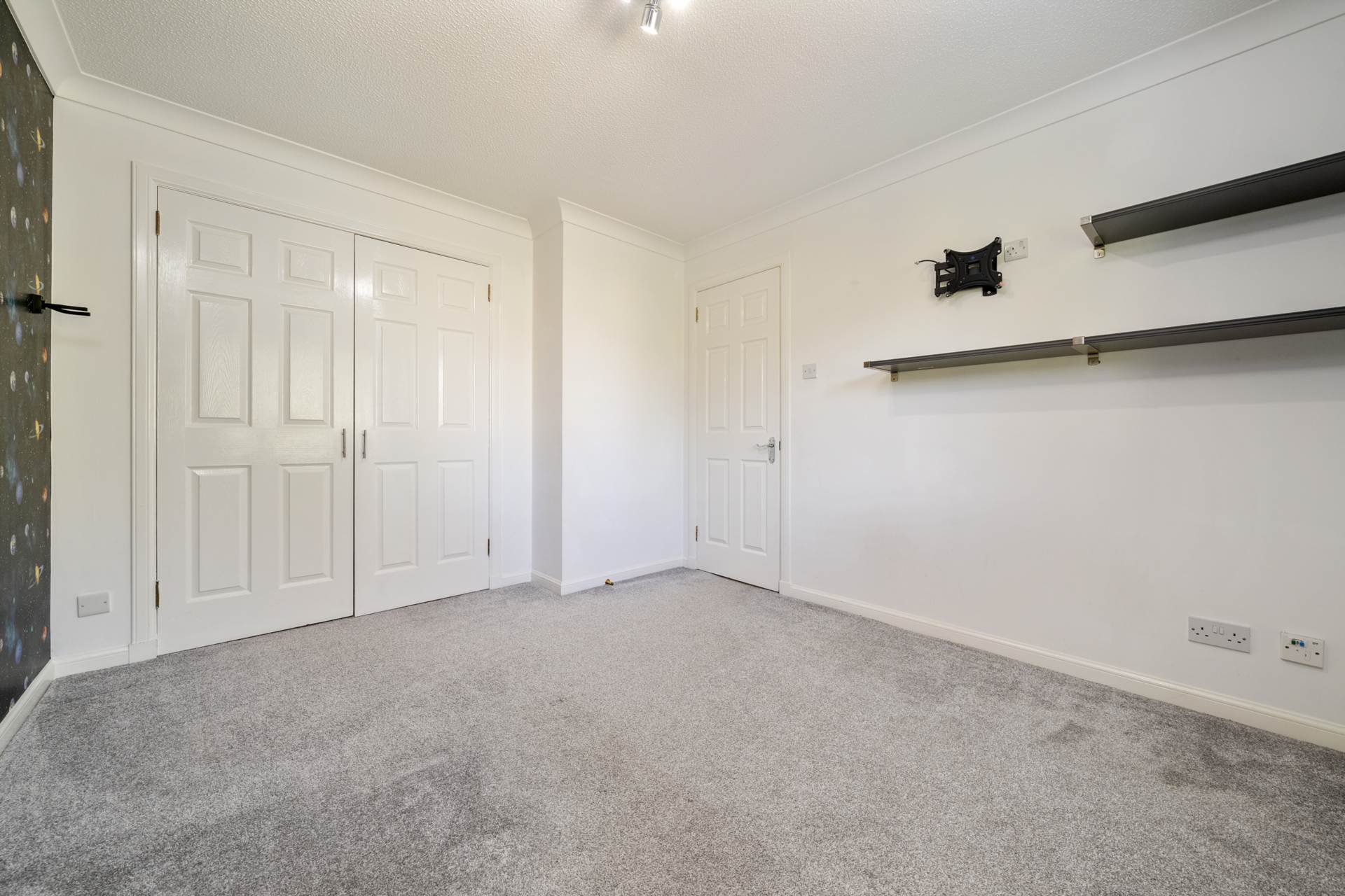 Beatrice Gardens, Crosslee, Image 20