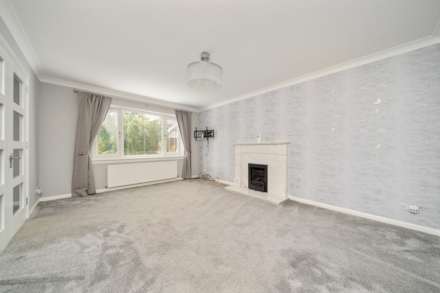 Beatrice Gardens, Crosslee, Image 2