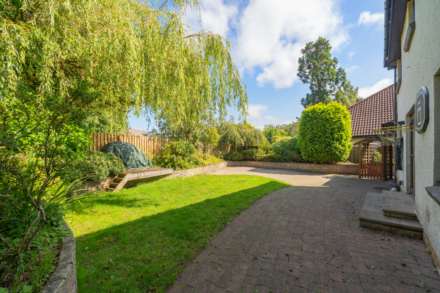 Beatrice Gardens, Crosslee, Image 23