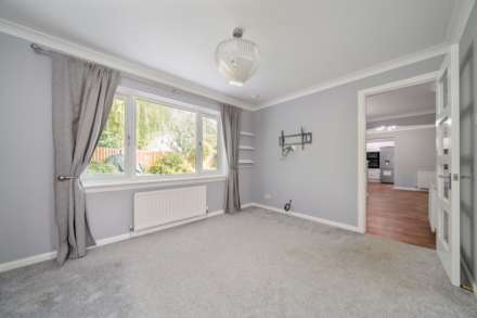 Beatrice Gardens, Crosslee, Image 5