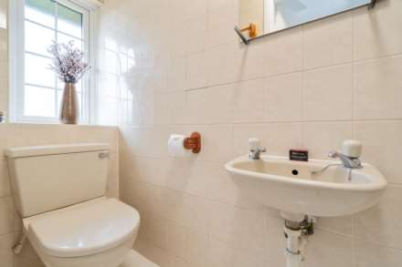 Nursery Grove, Kilmacolm, Image 17