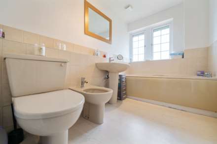 Nursery Grove, Kilmacolm, Image 22