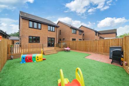 Nursery Grove, Kilmacolm, Image 26